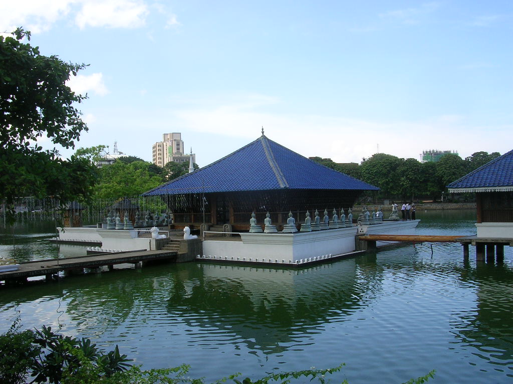 Lake Beira - Pavilion by mikecogh, on Flickr