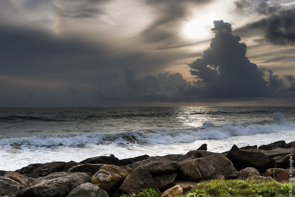 Hikkaduwa beach by rukmaldk, on Flickr